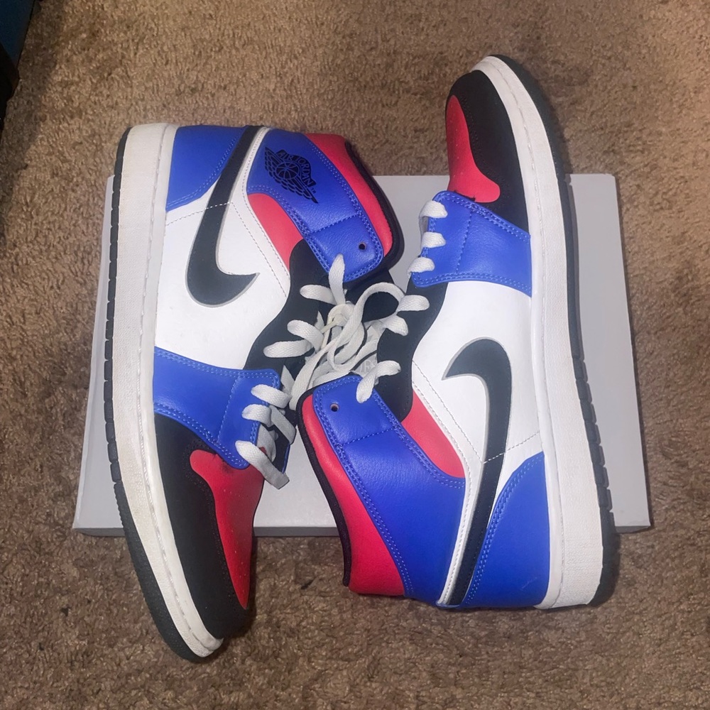 Nike Air Jordan 1